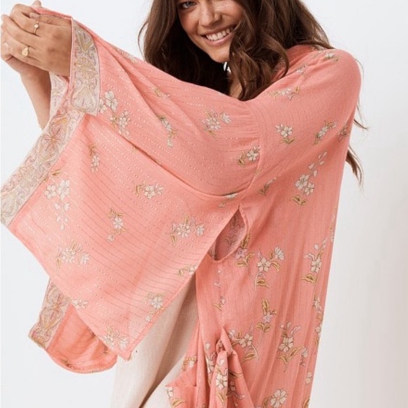 Spell and the Gypsy Collective Hendrix Robe, S/M - Picture 4 of 16